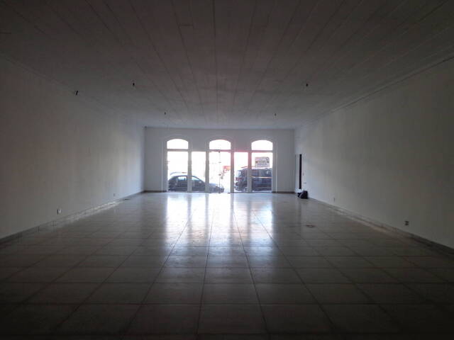#28 - Salão Comercial para Locação em Itatiba - SP - 3